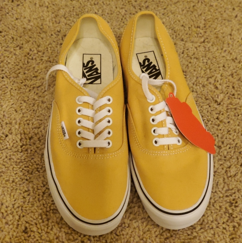 Yellow Van Women's 9.5